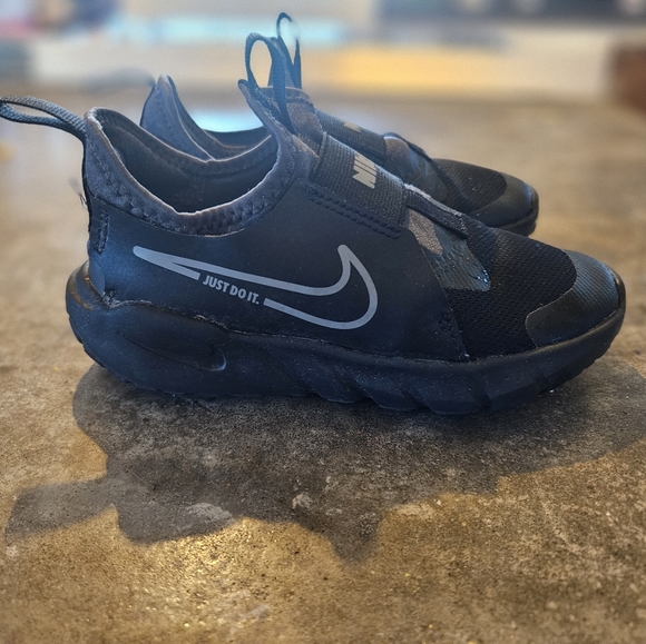 Boys Nike Air Hurrache - Picture 2 of 6